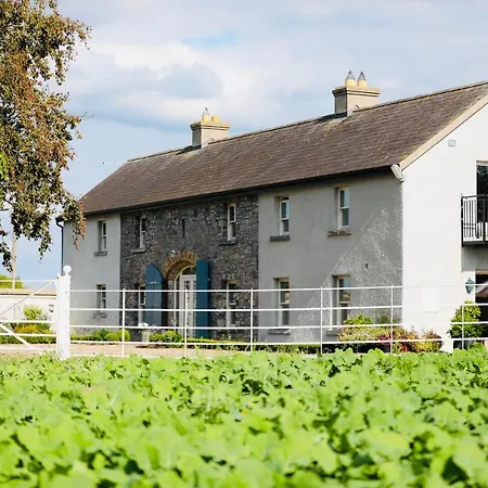 The Granary, Luxuriously Restored Barn On A Farm Holiday home