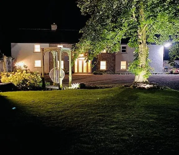 The Granary, Luxuriously Restored Barn On A Farm * Thurles